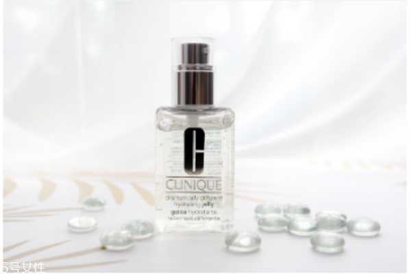 倩碧透明黄油在护肤的第几步用 倩碧透明黄油使用顺序