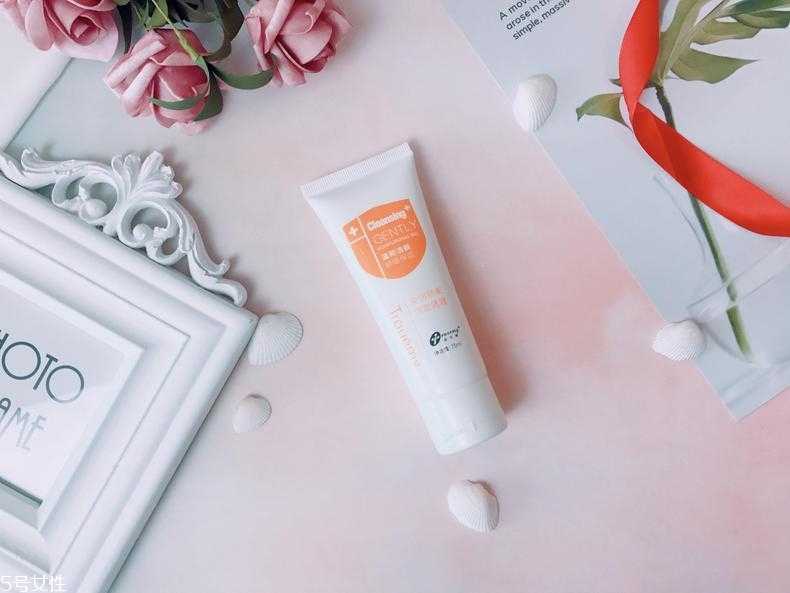 创尔美洁面啫喱好用吗？