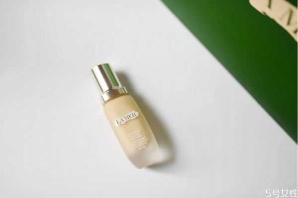 粉底液有什么好处？使用粉底液的注意事项