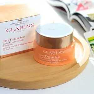 娇韵诗弹簧霜清爽和滋润哪个好用 娇韵诗弹簧霜清爽和滋润哪个好用