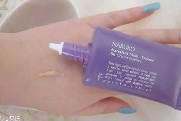 什么牌子的精华液保湿 什么牌子的精华液保湿