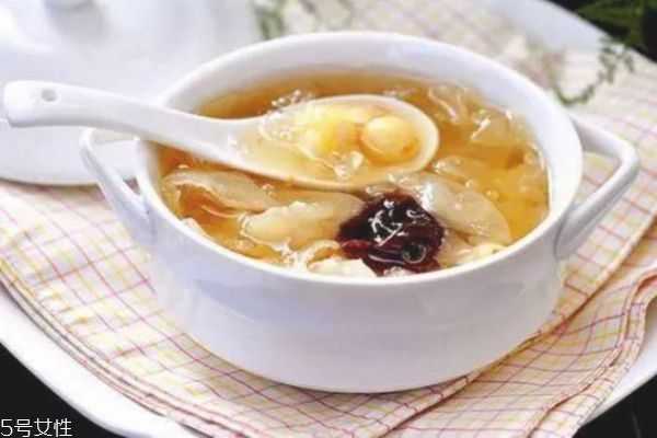 冬季肌肤缺水吃什么好