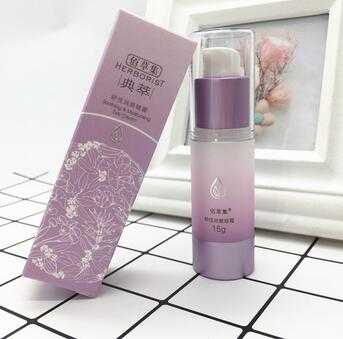 眼周干燥起皮怎么解决 眼周干燥起皮怎么解决