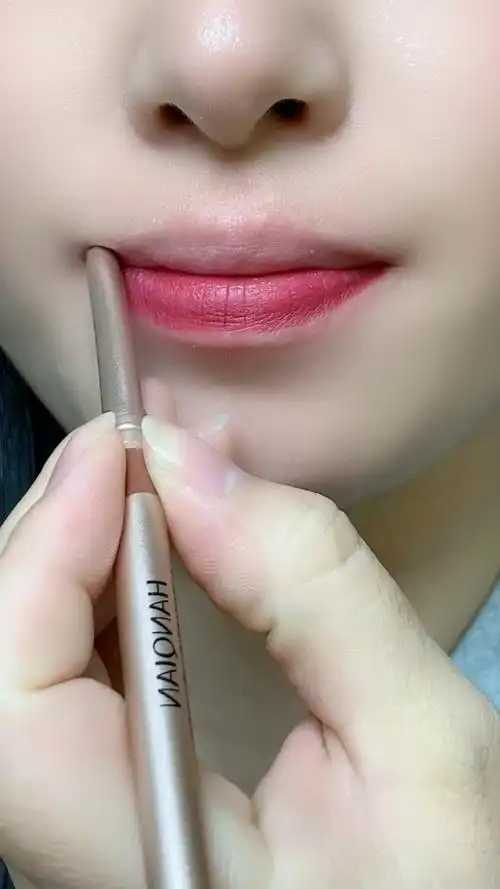 优质的唇线笔和劣质的区别