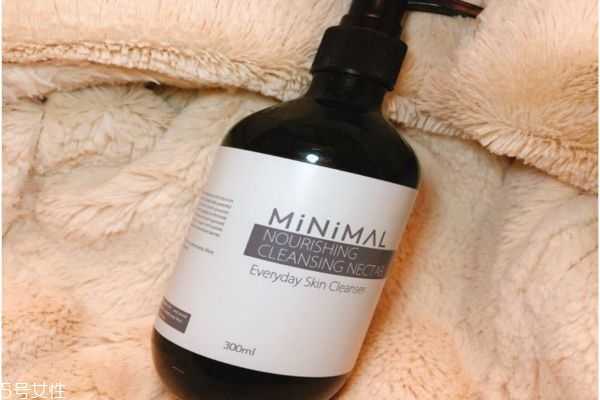 minimal液体精油皂能洗脸吗 minimal液体精油皂能洗脸吗
