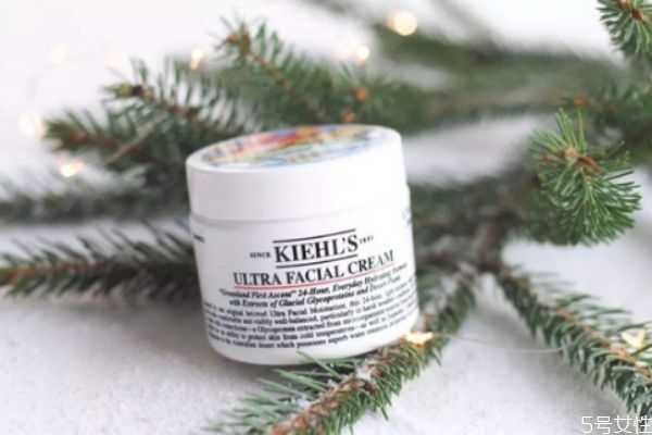 保湿面霜保质期多久？保湿面霜需要卸妆吗