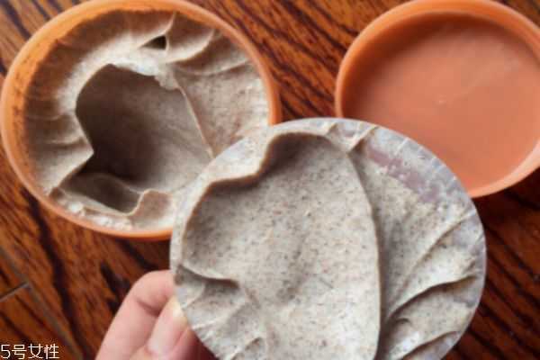 半亩花田磨砂膏可以用在脸上吗 半亩花田磨砂膏可以用在脸上吗