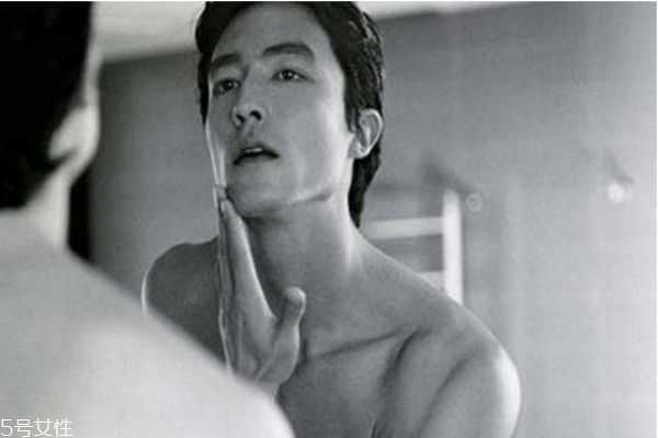 男明星怎么护肤