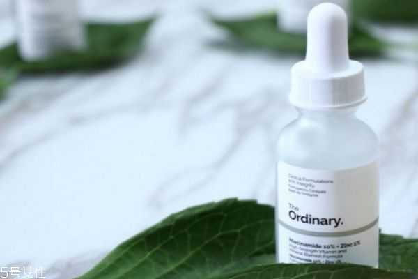 烟酰胺会长痘痘吗 烟酰胺会长痘痘吗