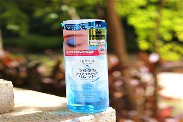 Kissme睫毛膏怎么卸妆 Kissme睫毛膏怎么卸妆