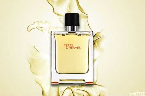 头发香水可以喷身上吗?发香可以当香水用吗 头发香水可以喷身上吗?发香可以当香水用吗