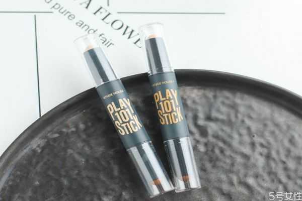 修容棒用完怎么涂开？修容棒和定妆粉先用哪个