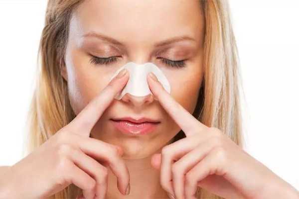 去黑头可以用水杨酸吗 去黑头可以用水杨酸吗