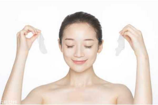 皮肤干燥起皱纹怎么办