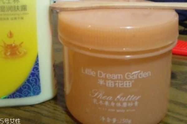 半亩花田磨砂膏可以用在脸上吗 半亩花田磨砂膏可以用在脸上吗