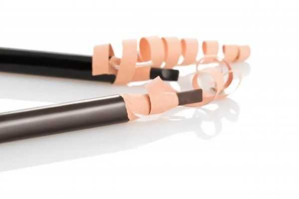 为什么画眉毛不上色？为什么画眉毛容易坨块