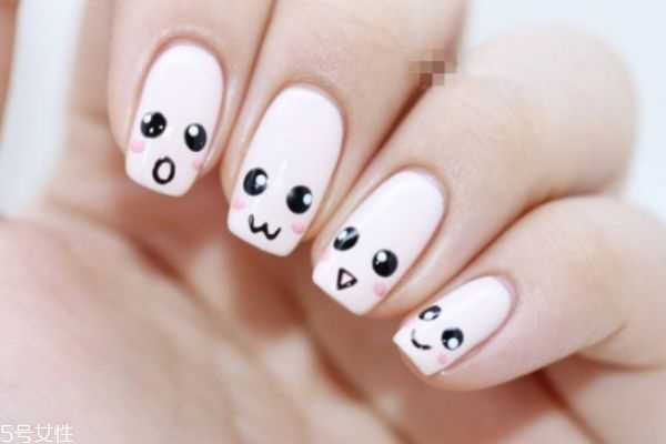 卡通手绘美甲怎么做？动物图案卡通美甲怎么做