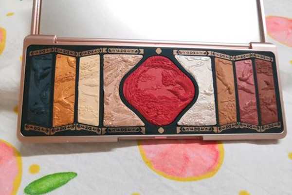 花西子百鸟朝凤眼影盘好看吗?花西子百鸟朝凤眼影盘值得买吗 花西子百鸟朝凤眼影盘好看吗?花西子百鸟朝凤眼影盘值得买吗