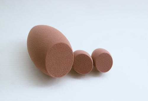 美妆蛋每次用都要打湿吗 美妆蛋每天都要清洗吗