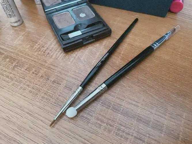 如何选择合适自己的遮瑕笔