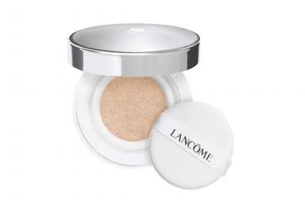 气垫粉饼使用步骤 出门是带气垫还是粉饼 气垫粉饼使用步骤 出门是带气垫还是粉饼