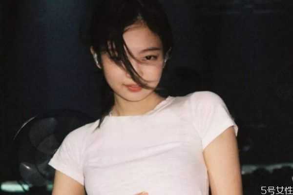 长期去角质的坏处是什么？去角质的对皮肤有害吗