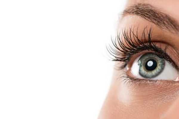 眼睛小怎么化妆能显大？化妆怎么把眼睛画大