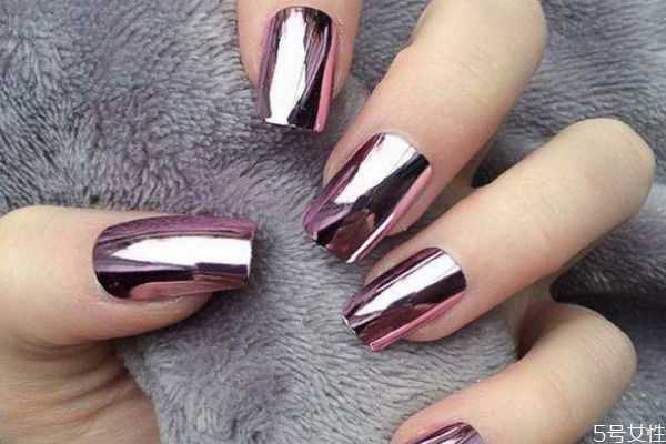 甲油胶气味有毒吗?有气味的指甲油有毒吗 甲油胶气味有毒吗?有气味的指甲油有毒吗