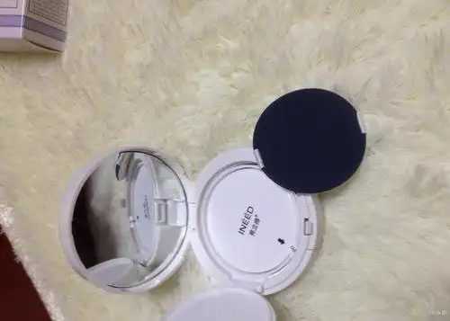 保湿霜和粉底霜有区别吗