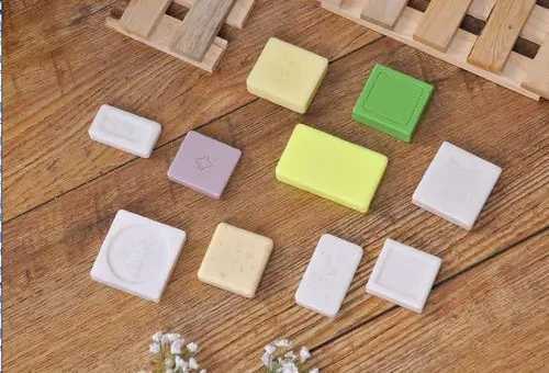 沐浴露和香皂哪个健康