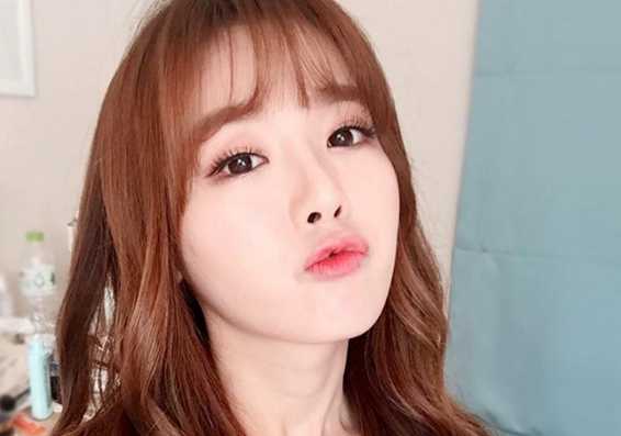 粉棕色眼妆怎么画 粉棕色眼妆画法教程图解