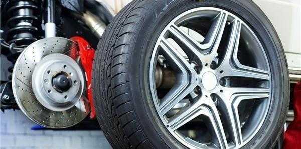 轮胎多长时间或者多少公里换一次？