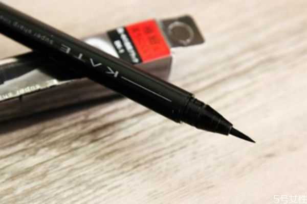 眼线笔干了还能用吗?眼线笔是越贵的越好吗 眼线笔干了还能用吗?眼线笔是越贵的越好吗