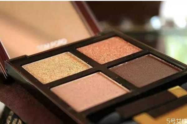 眼影质量怎么判断？眼影质量坏有什么危害呢