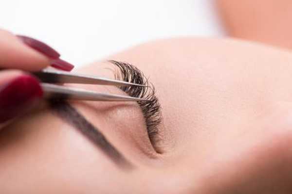 嫁接眼睫毛老是掉是什么原因 嫁接眼睫毛老是掉是什么原因