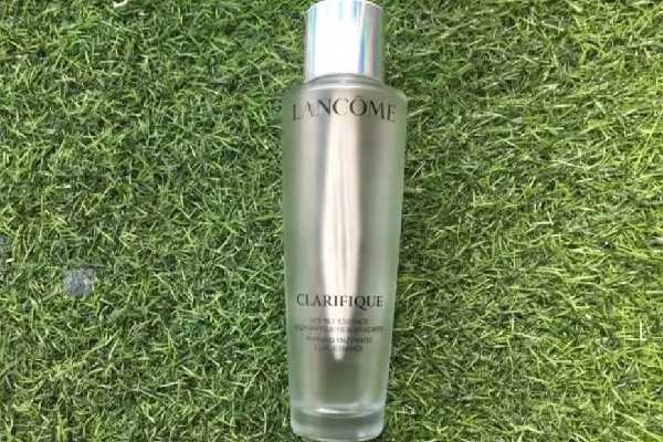 兰蔻极光水要摇匀吗