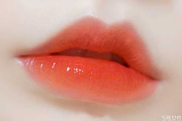 什么牌子唇釉保湿防水 什么牌子唇釉保湿防水