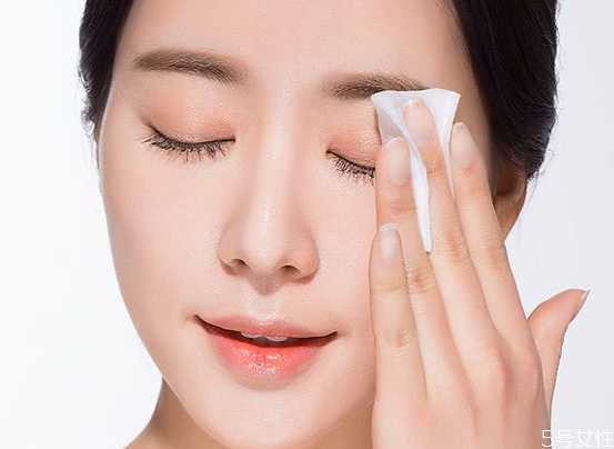 皮肤干燥没有光泽怎么办 6个护肤小窍门