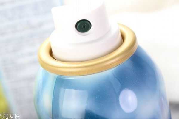 喷雾和水乳的使用顺序