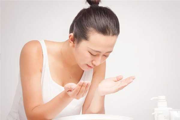 洗脸可以让皮肤变好吗 洗脸可以让皮肤变好吗