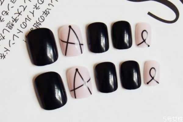 指甲油怎么卸？卸指甲油的方法有什么