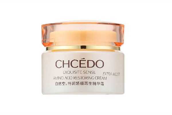 精华霜可以代替乳液吗 精华霜可以代替乳液吗