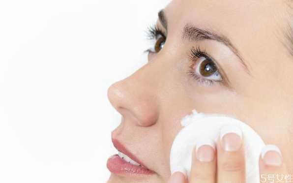 卸妆不干净毛孔堵塞怎么办?卸妆没卸干净怎么补救 卸妆不干净毛孔堵塞怎么办?卸妆没卸干净怎么补救