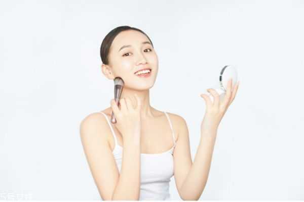 气垫前面涂什么？气垫的正确使用顺序