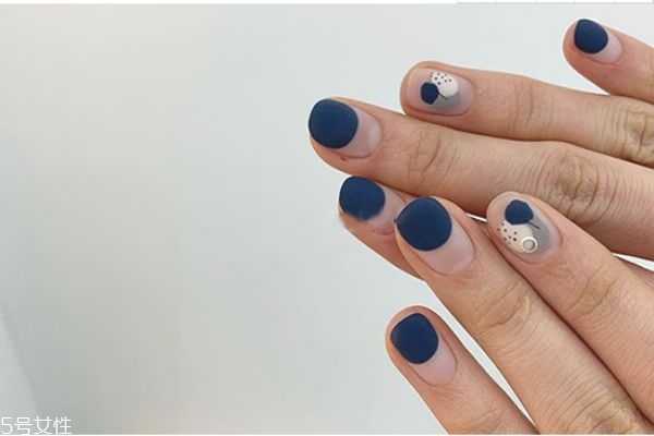 复古橘美甲教程，莫兰迪色丝绒美甲教程