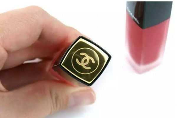 唇釉要怎么使用呢？唇釉使用的方法有什么呢