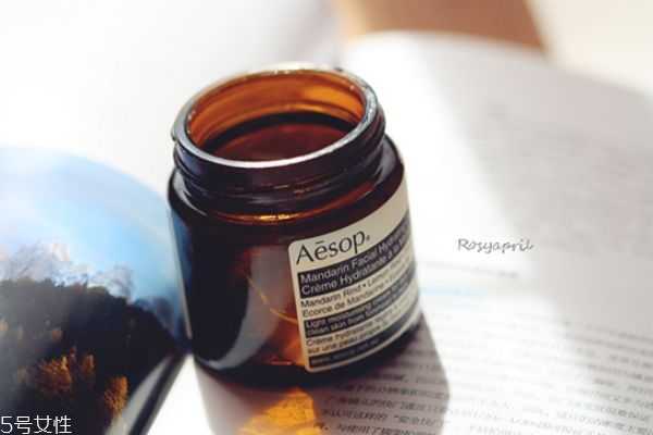 伊索蜜柑水润乳怎么用