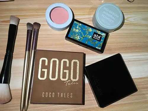 眉粉有几种基础颜色