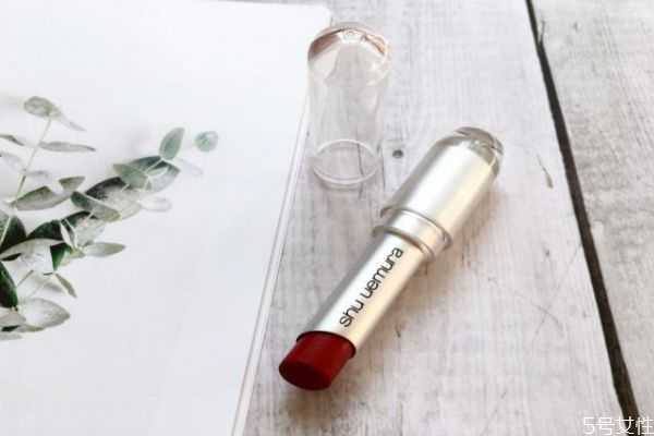 植村秀哑光口红干吗