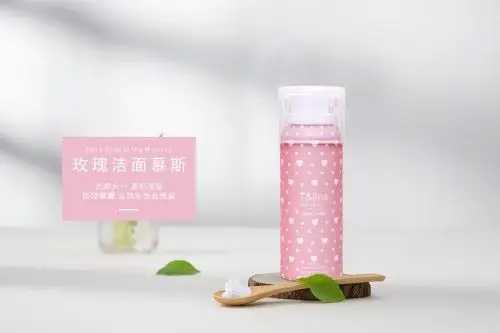 洁面慕斯每次的使用量是多少?洁面慕斯正确的使用方法 洁面慕斯每次的使用量是多少?洁面慕斯正确的使用方法